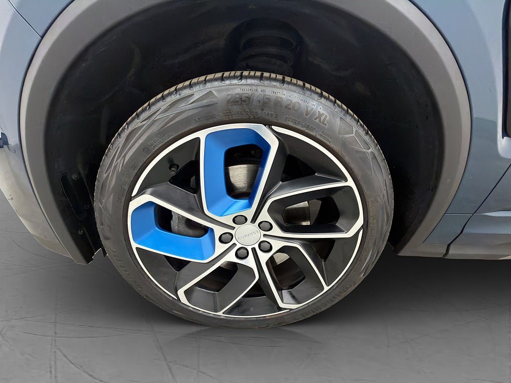 Vehicle Image 30