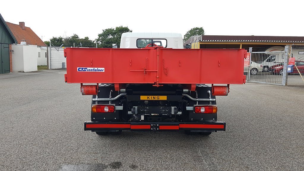 Vehicle Image 23