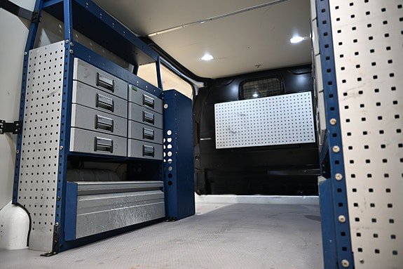Vehicle Image 13