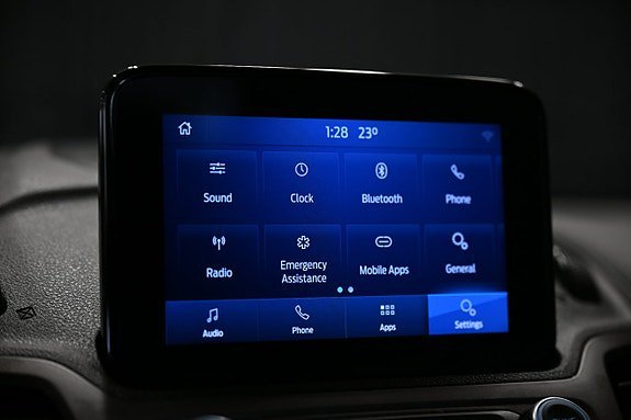 Vehicle Image 18