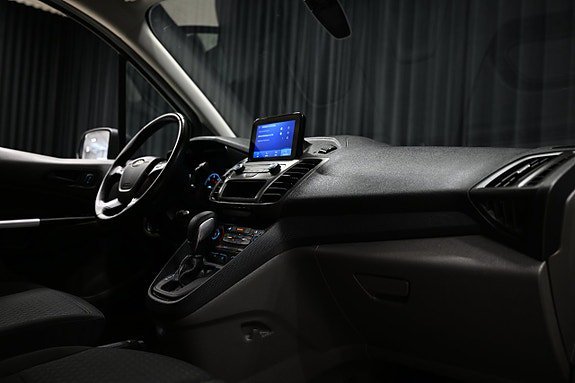 Vehicle Image 29