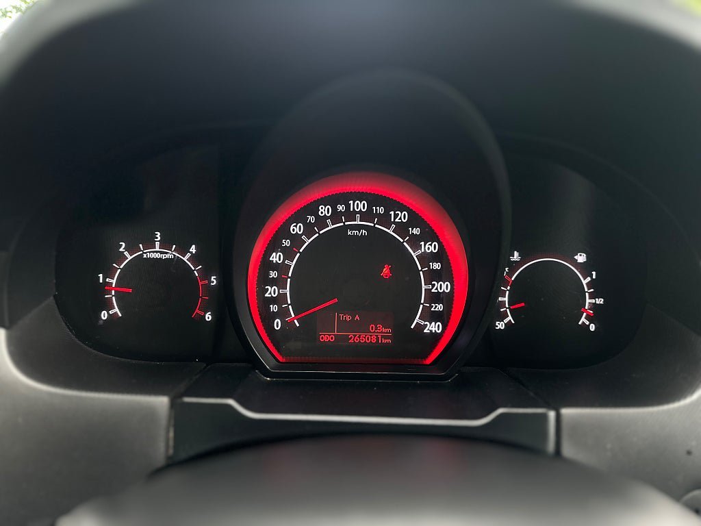 Vehicle Image 15