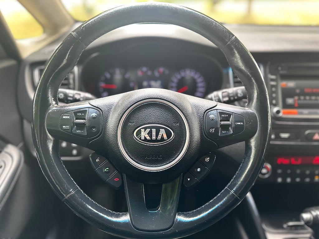 Vehicle Image 17
