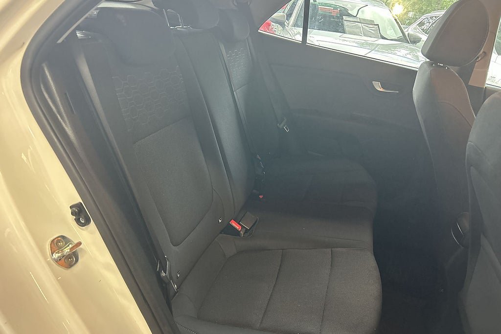 Vehicle Image 20
