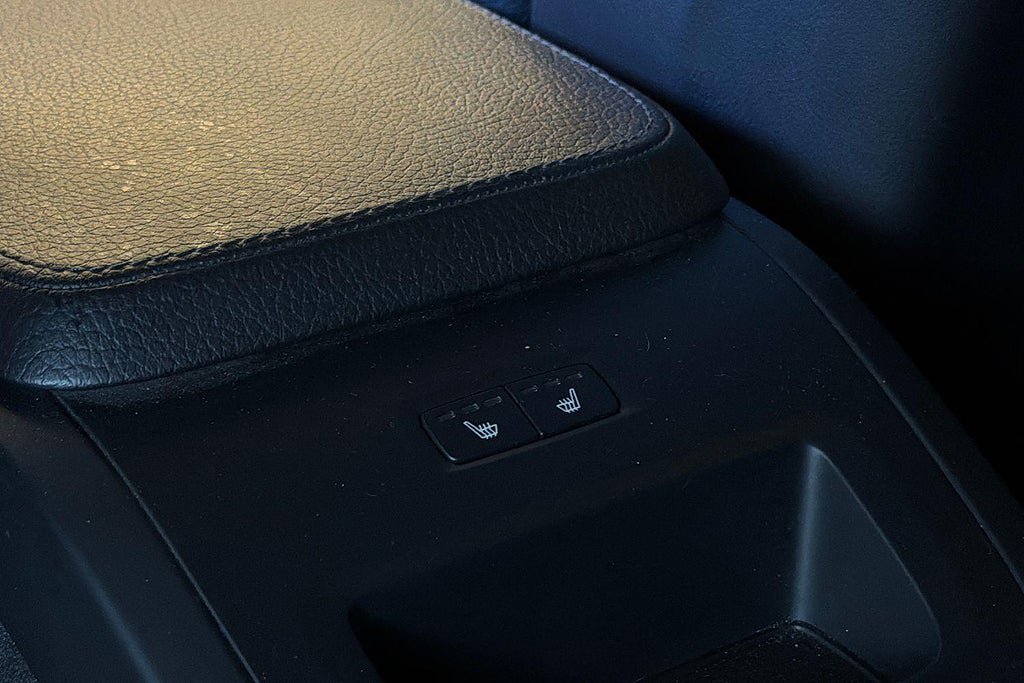 Vehicle Image 19