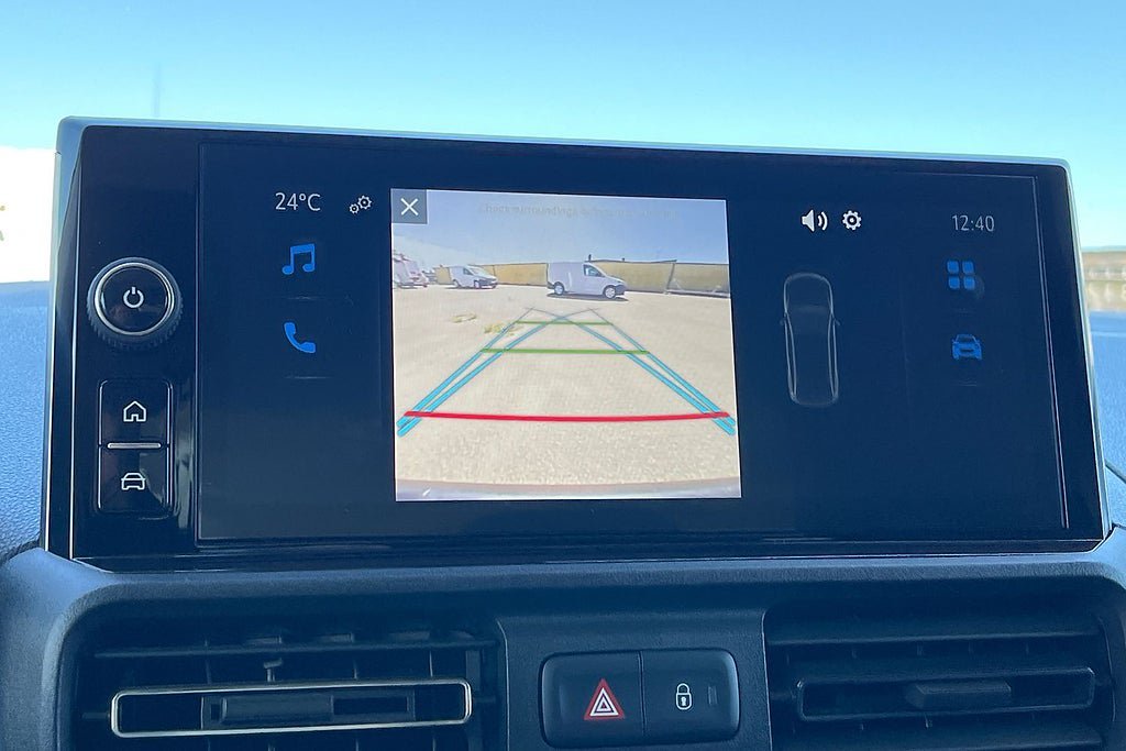 Vehicle Image 18