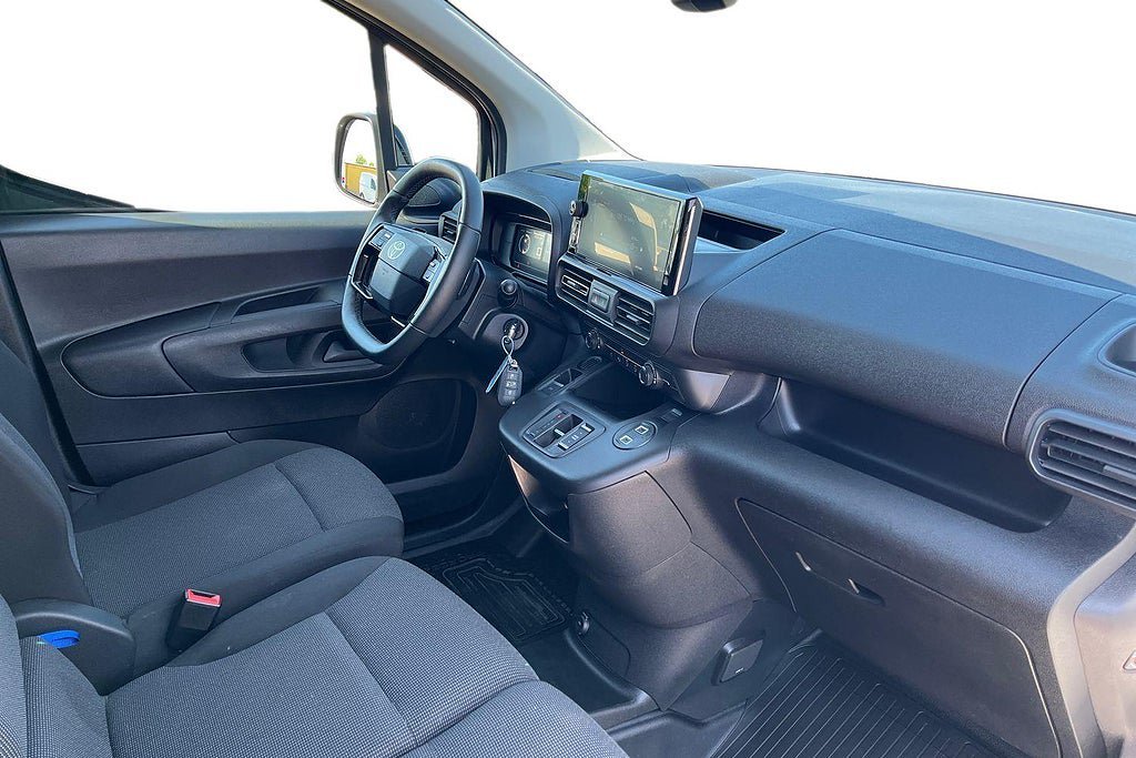 Vehicle Image 22
