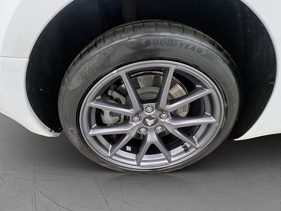Vehicle Image 33