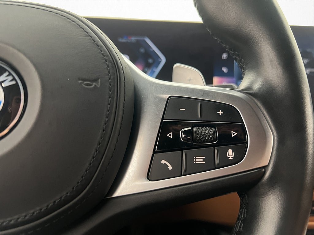 Vehicle Image 27