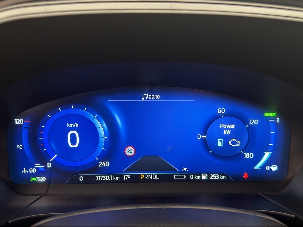 Vehicle Image 25