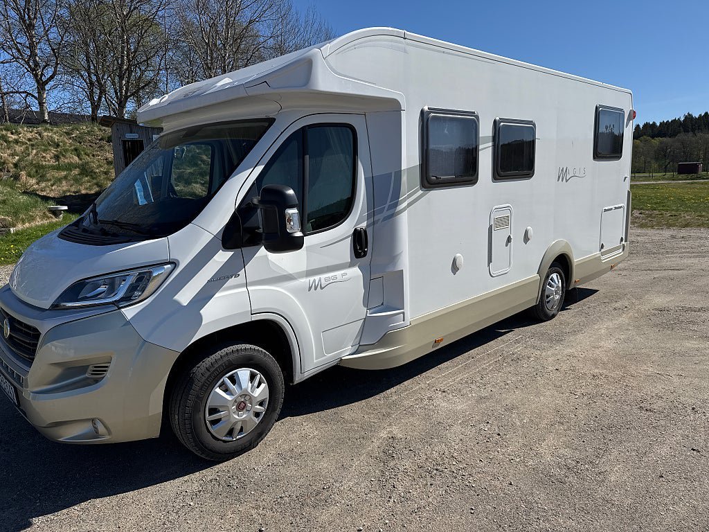 Vehicle Image 33