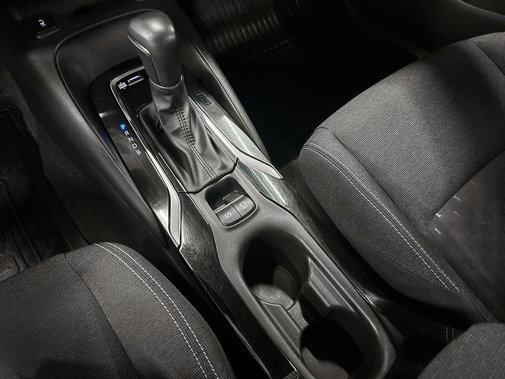 Vehicle Image 18