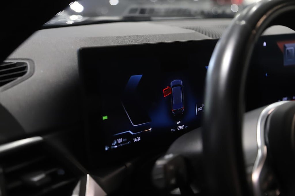 Vehicle Image 11
