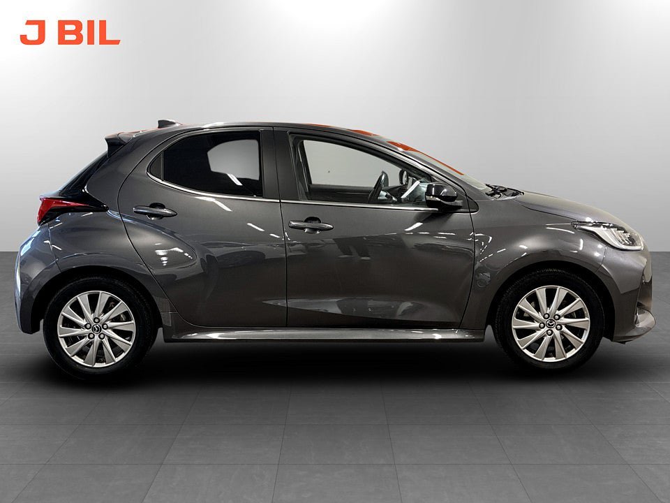 Vehicle Image 13