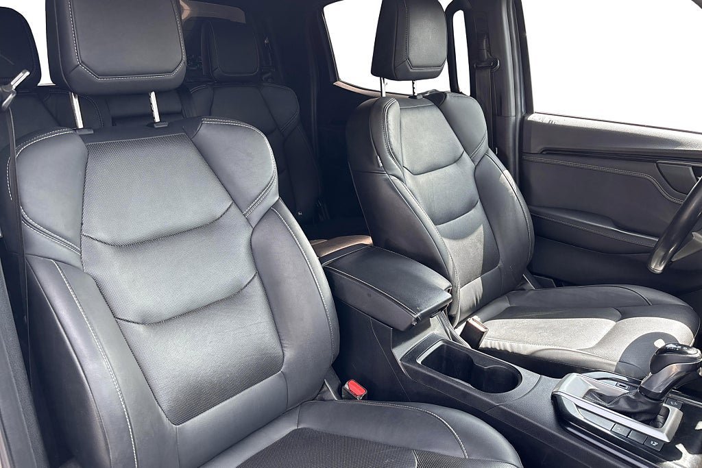 Vehicle Image 11