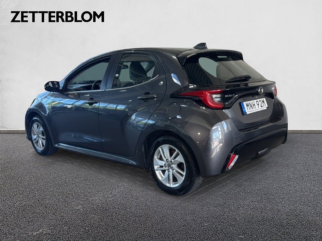 Vehicle Image 3