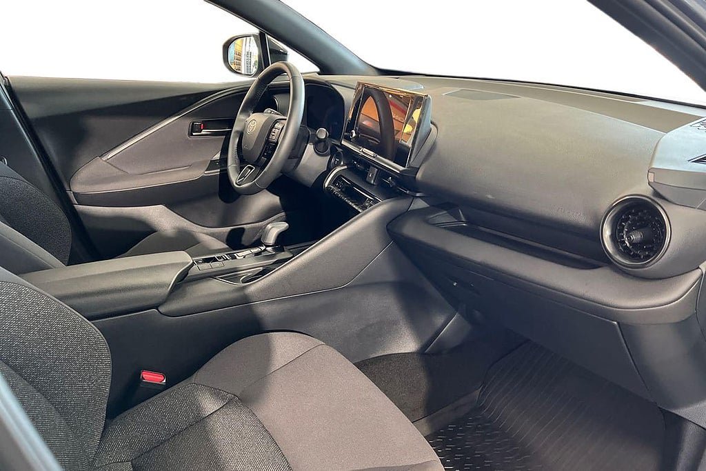 Vehicle Image 7