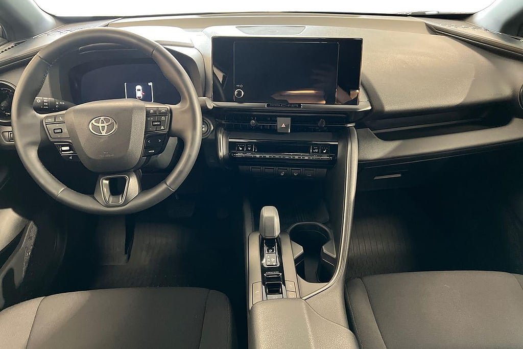 Vehicle Image 10