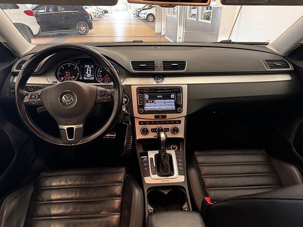 Vehicle Image 11