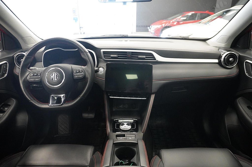 Vehicle Image 9