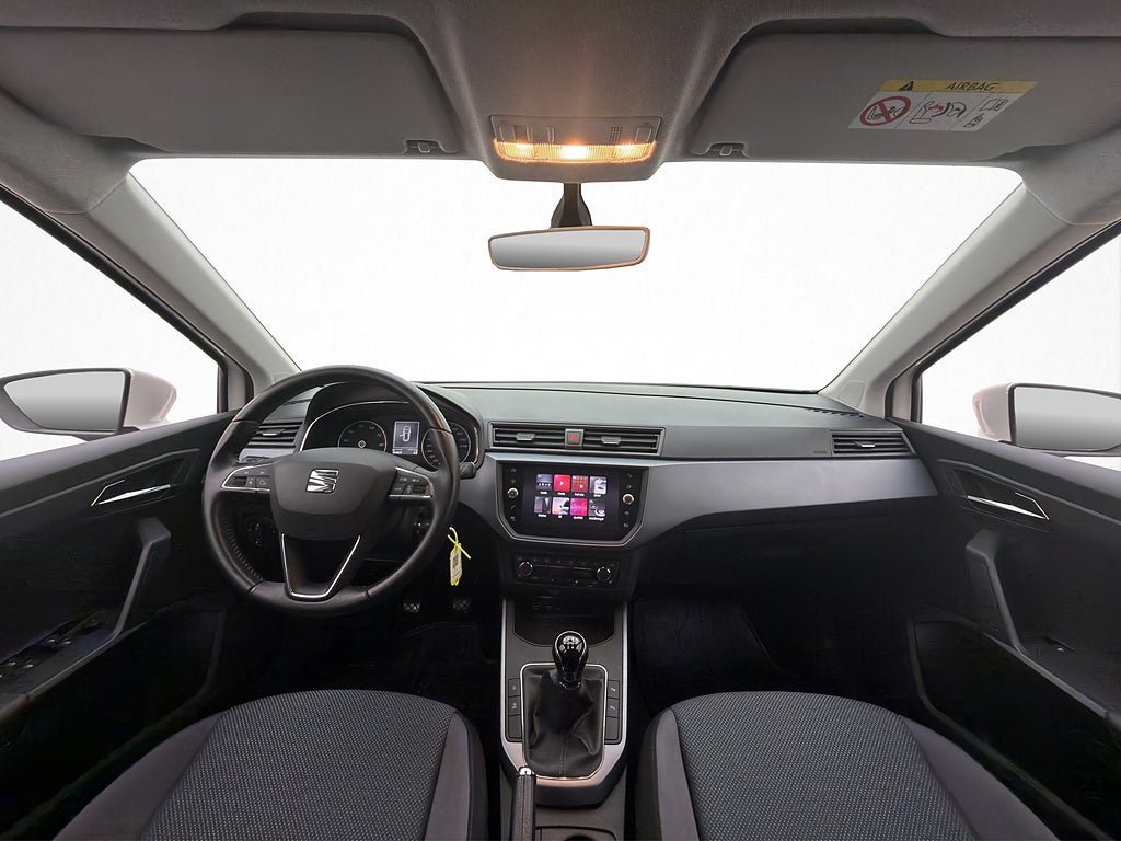 Vehicle Image 12
