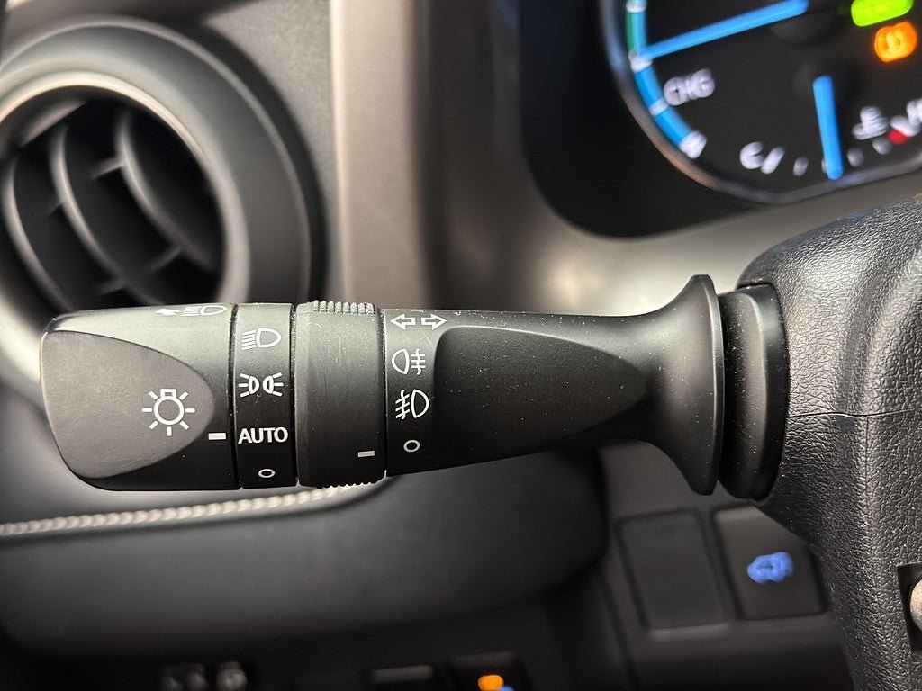 Vehicle Image 33