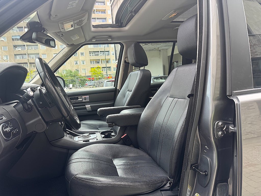 Vehicle Image 23