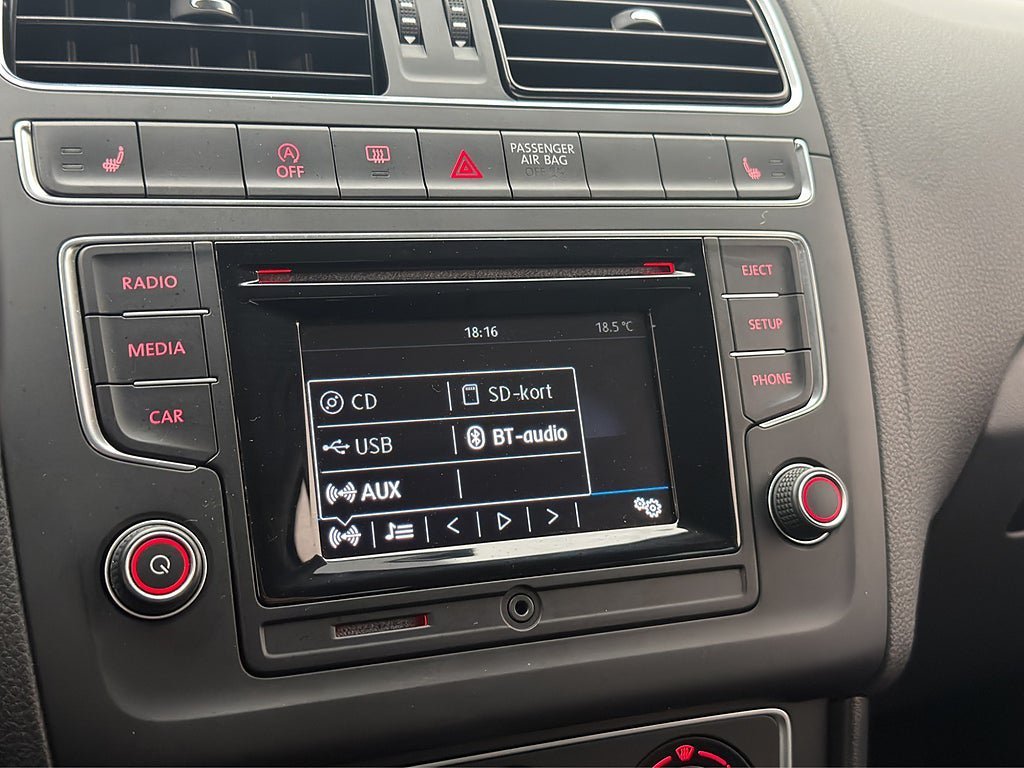 Vehicle Image 15