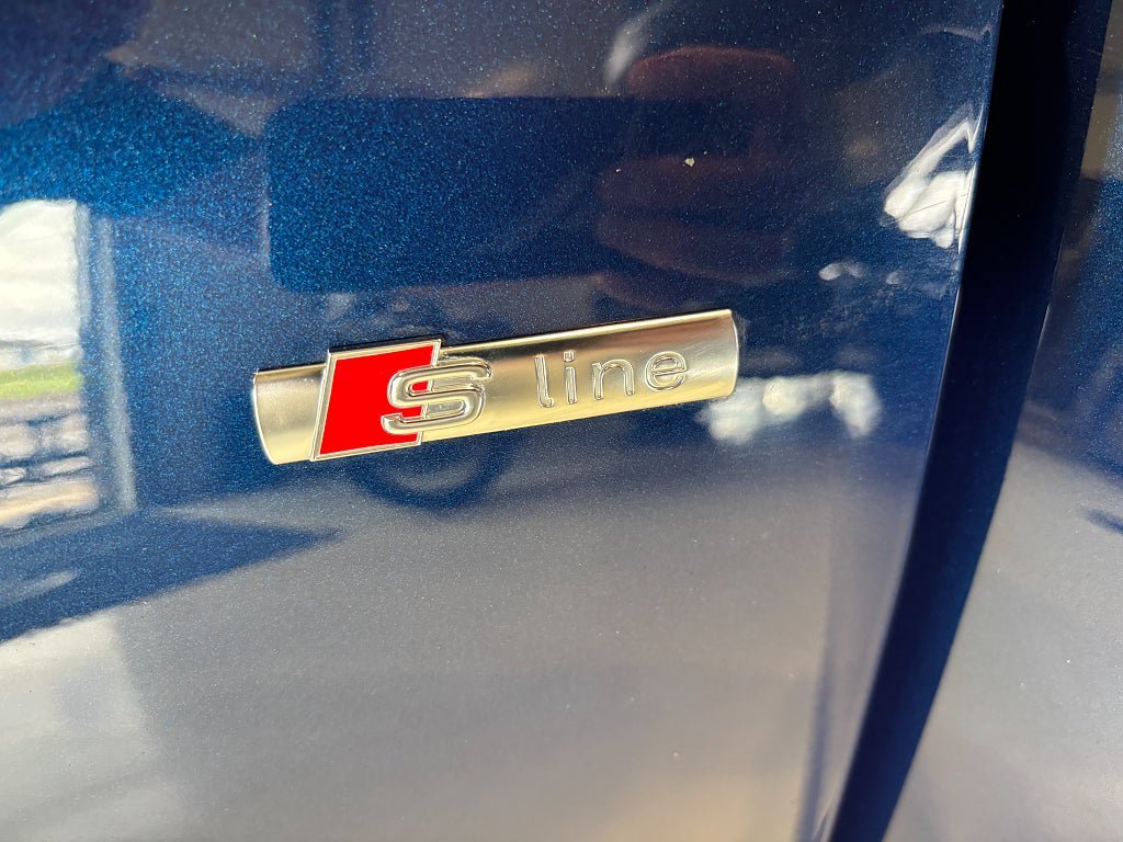 Vehicle Image 22