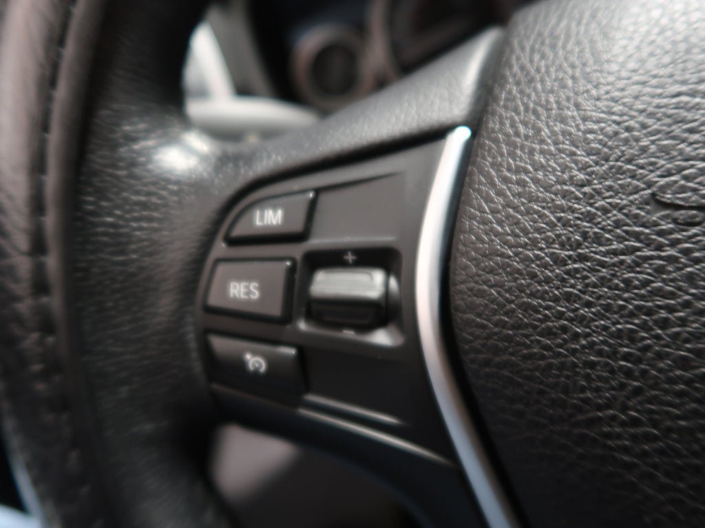 Vehicle Image 27
