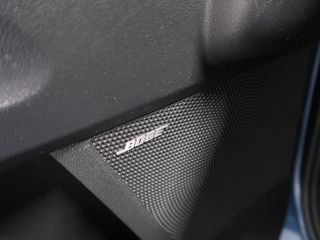 Vehicle Image 38