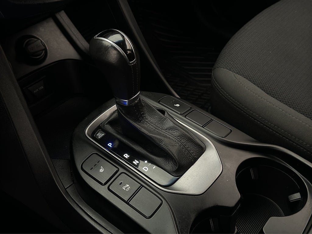 Vehicle Image 21
