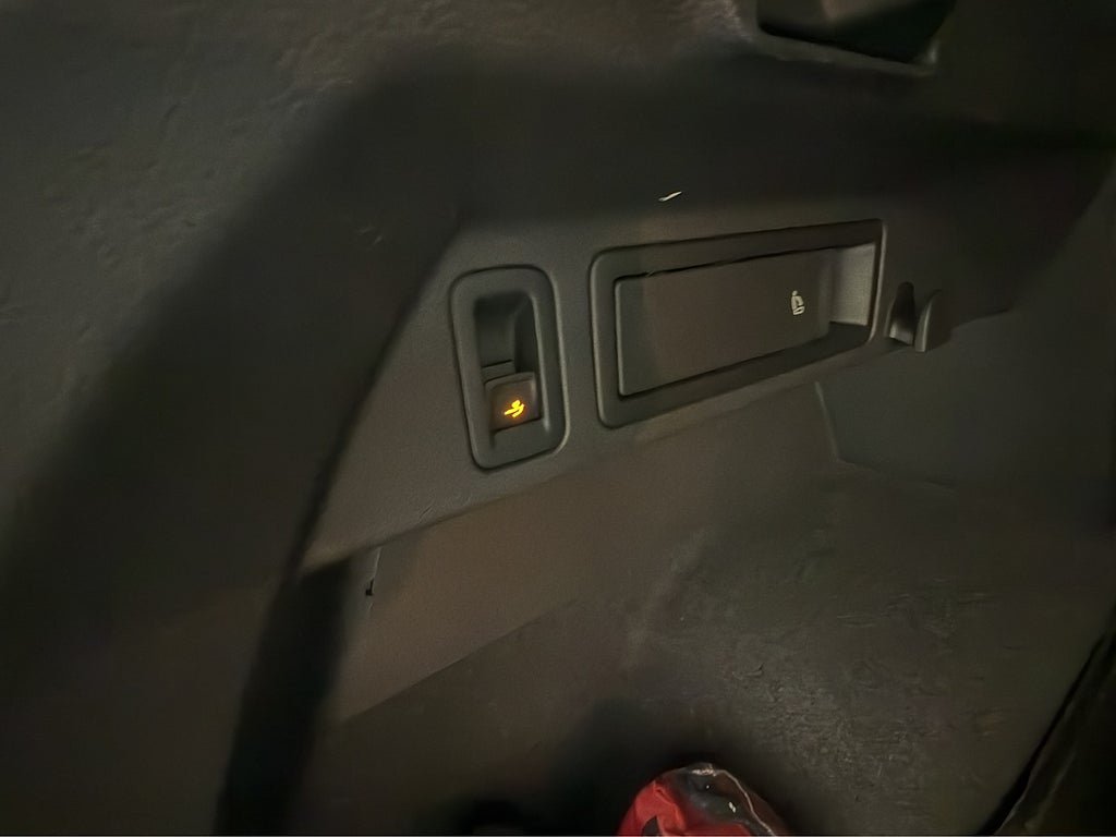 Vehicle Image 28