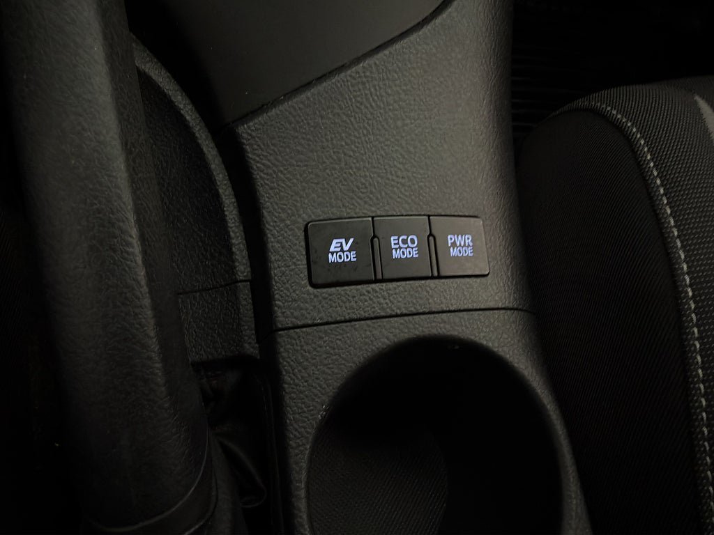 Vehicle Image 26
