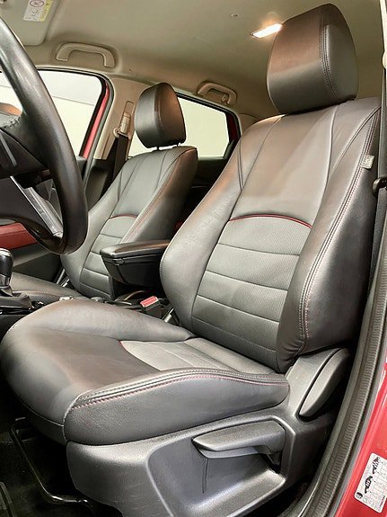 Vehicle Image 21