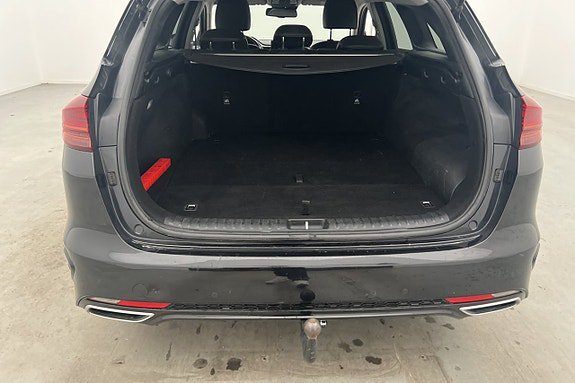 Vehicle Image 28