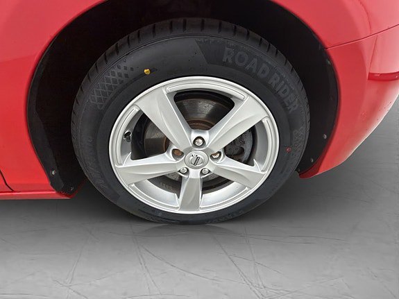 Vehicle Image 26