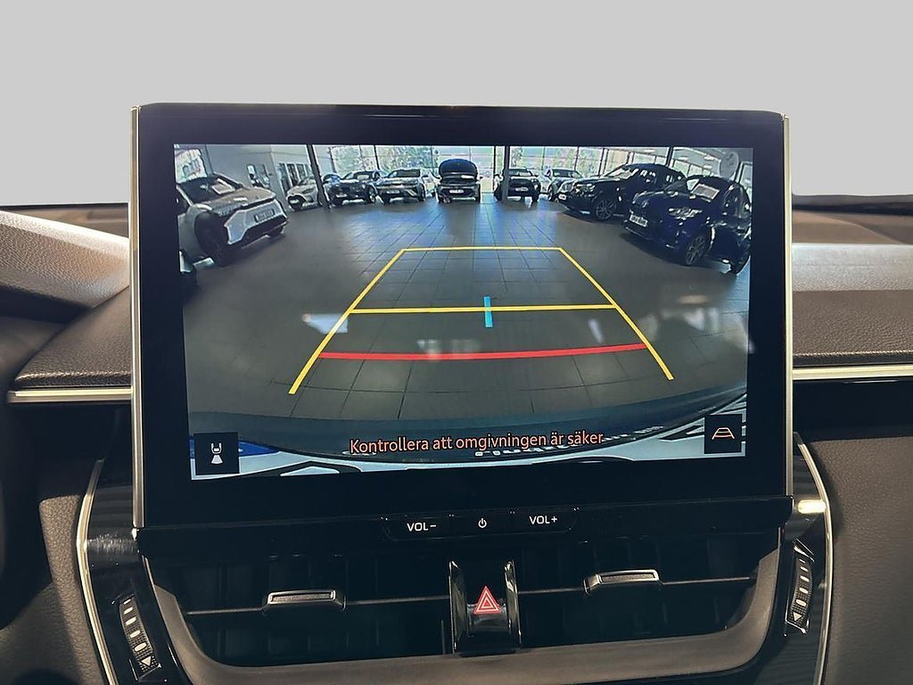 Vehicle Image 16