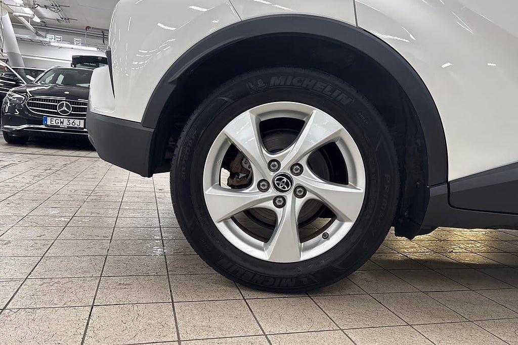 Vehicle Image 17