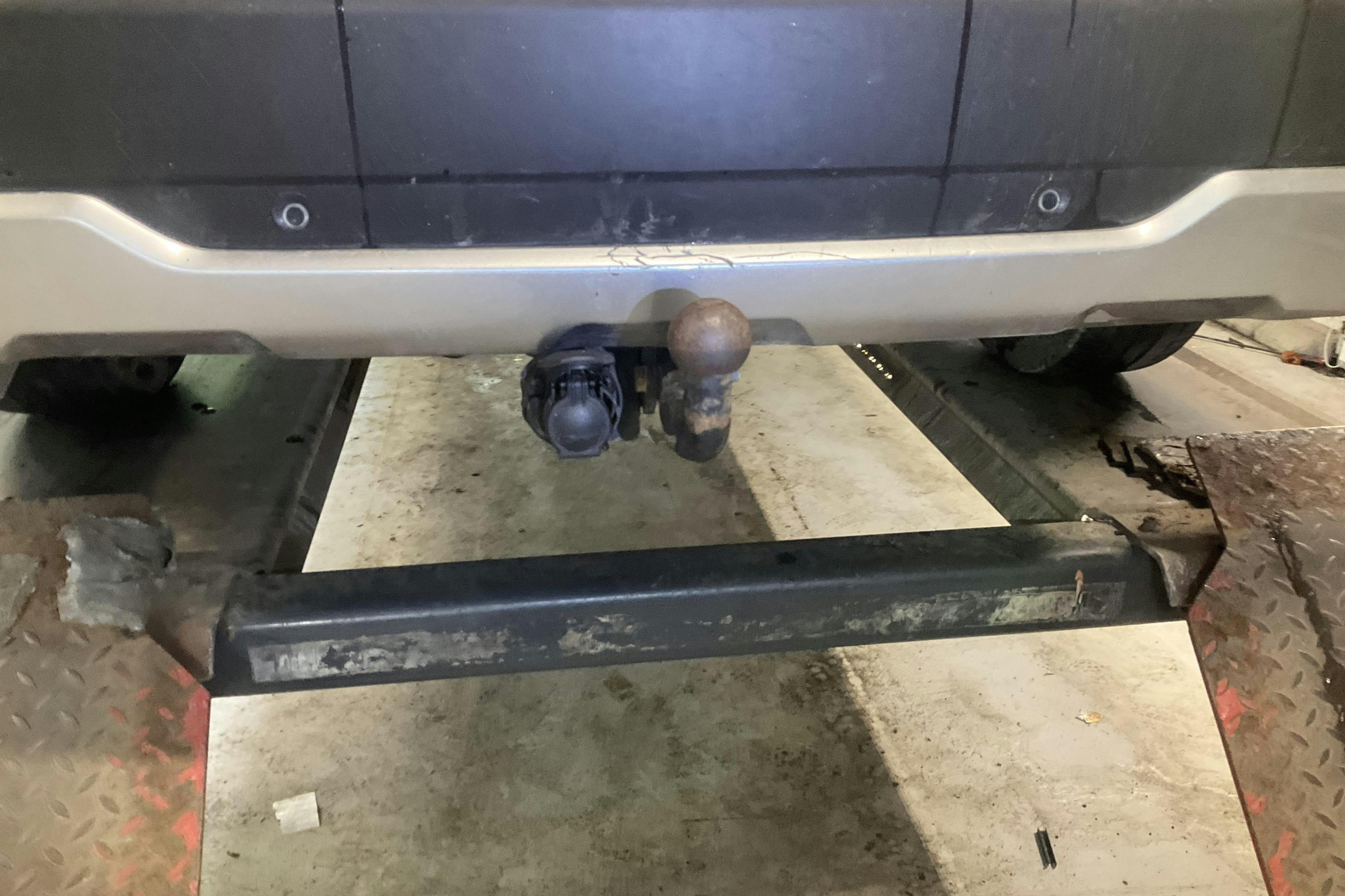 Vehicle Image 13
