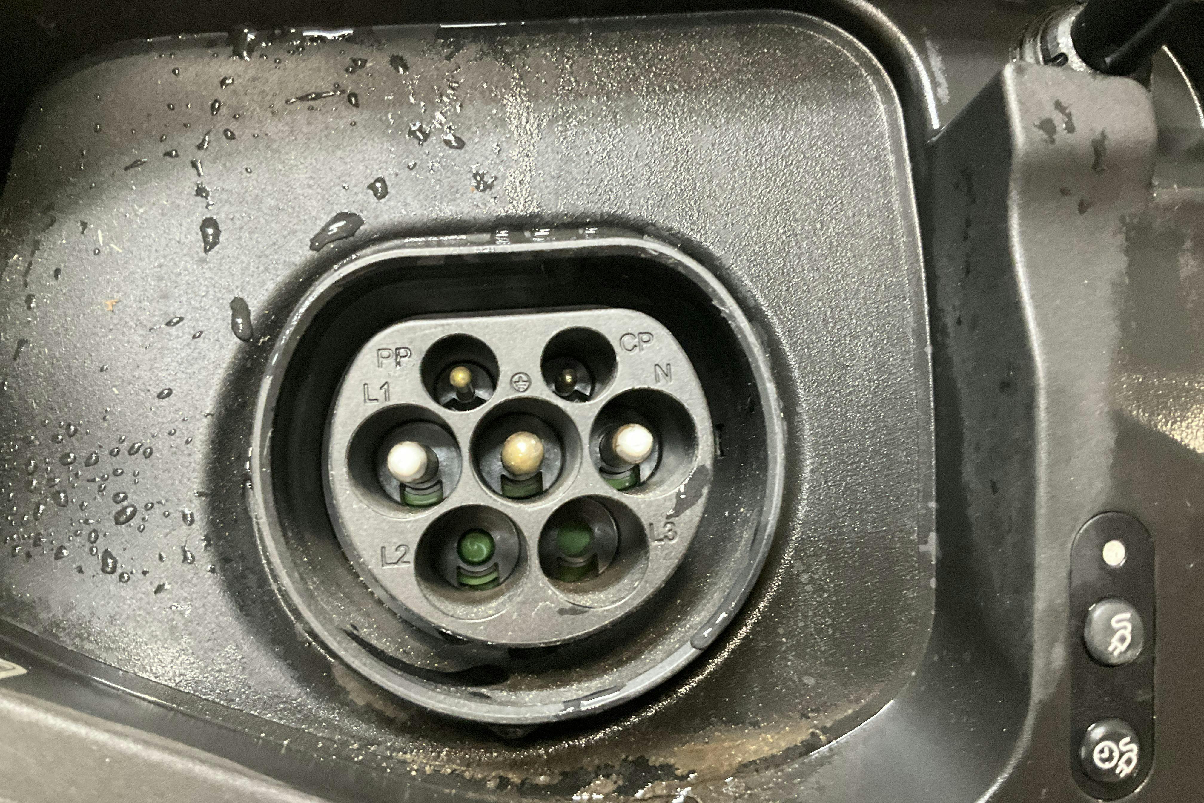 Vehicle Image 15