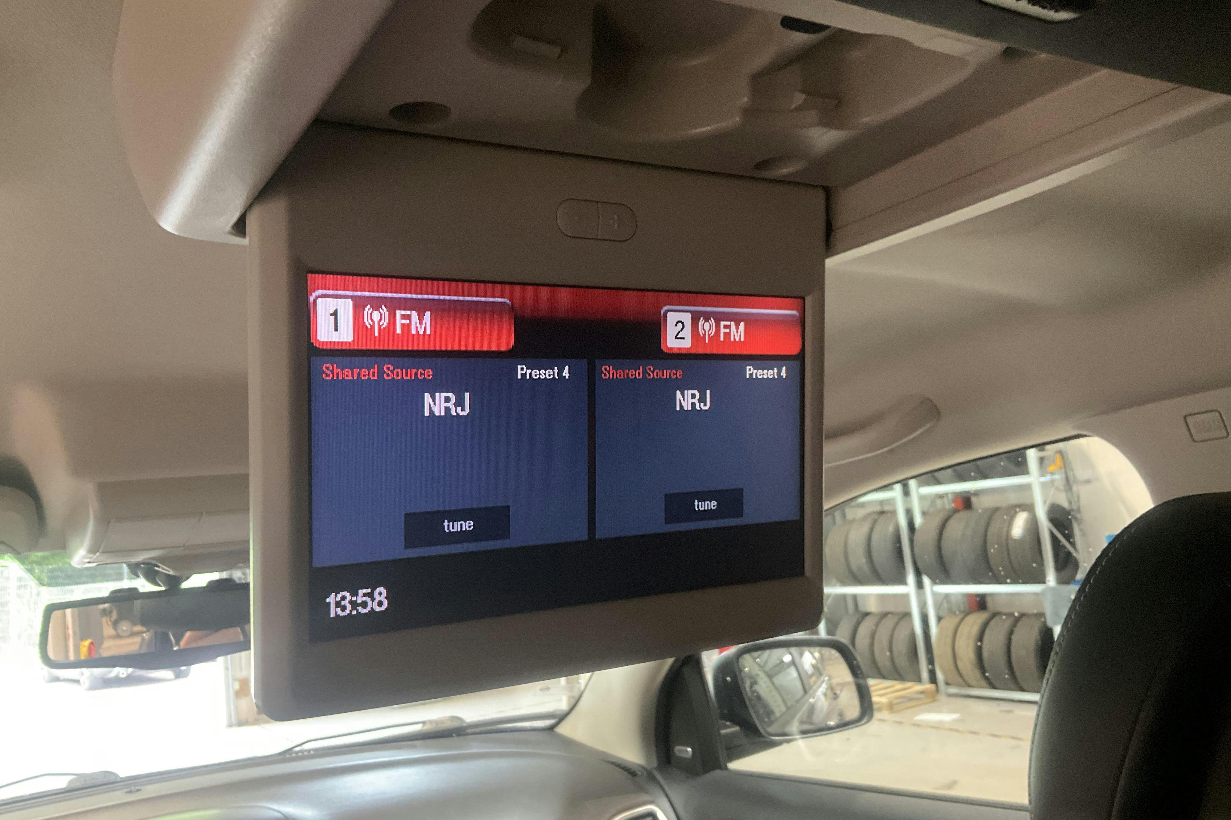 Vehicle Image 15