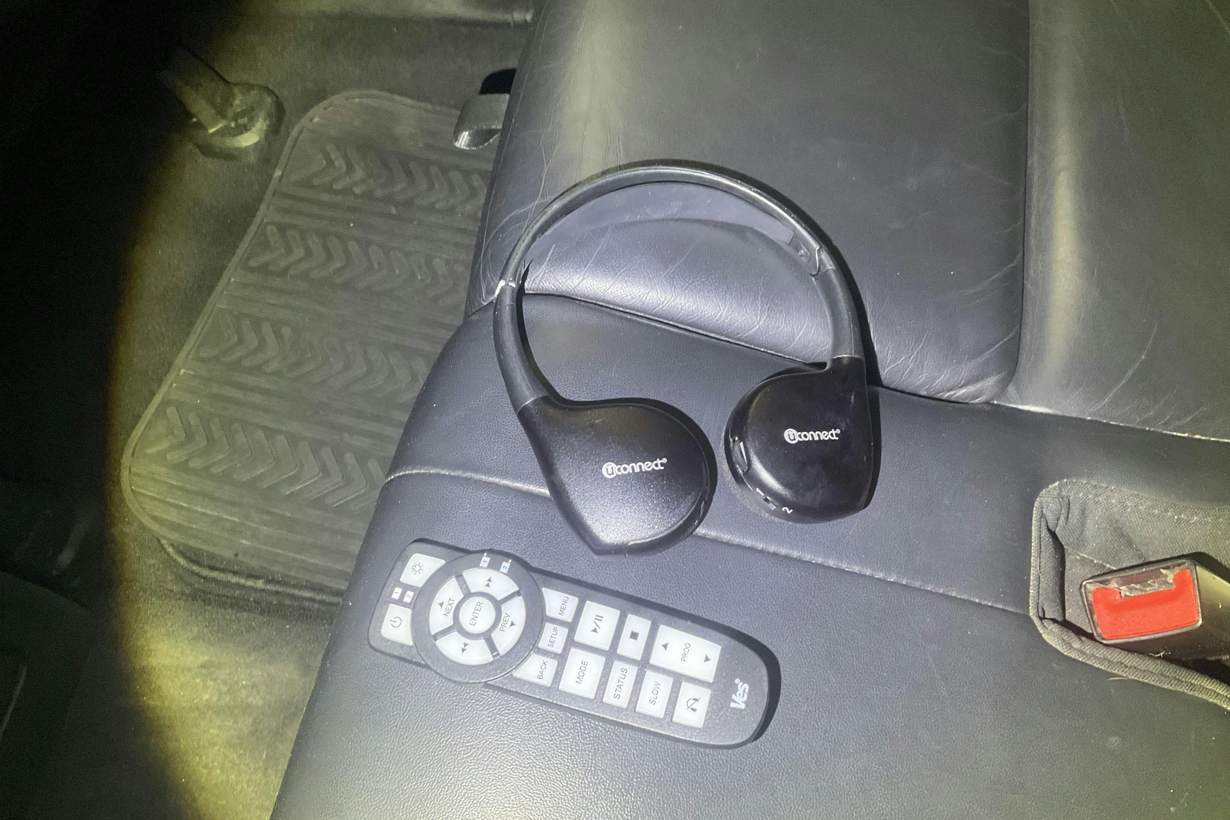 Vehicle Image 16