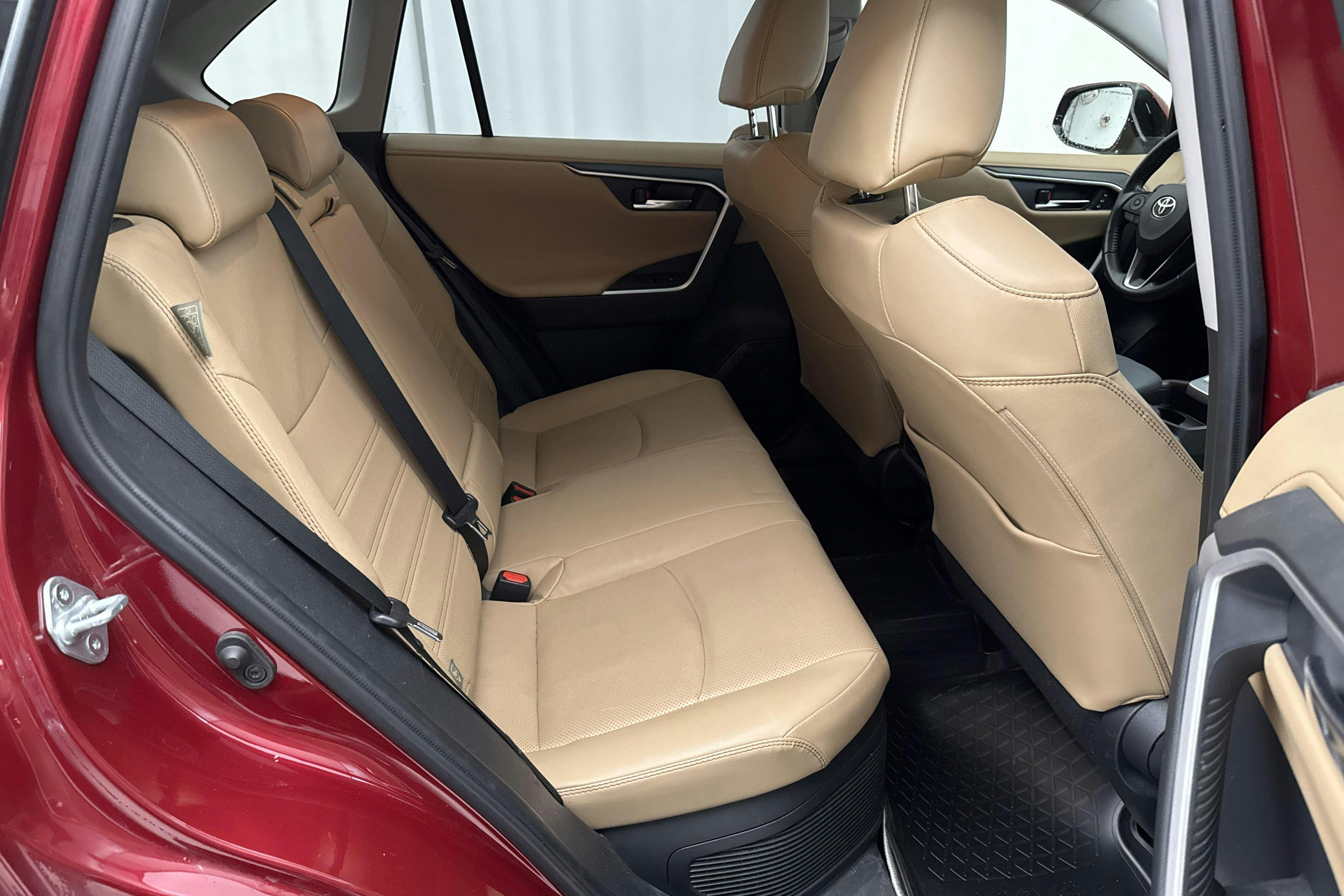 Vehicle Image 7