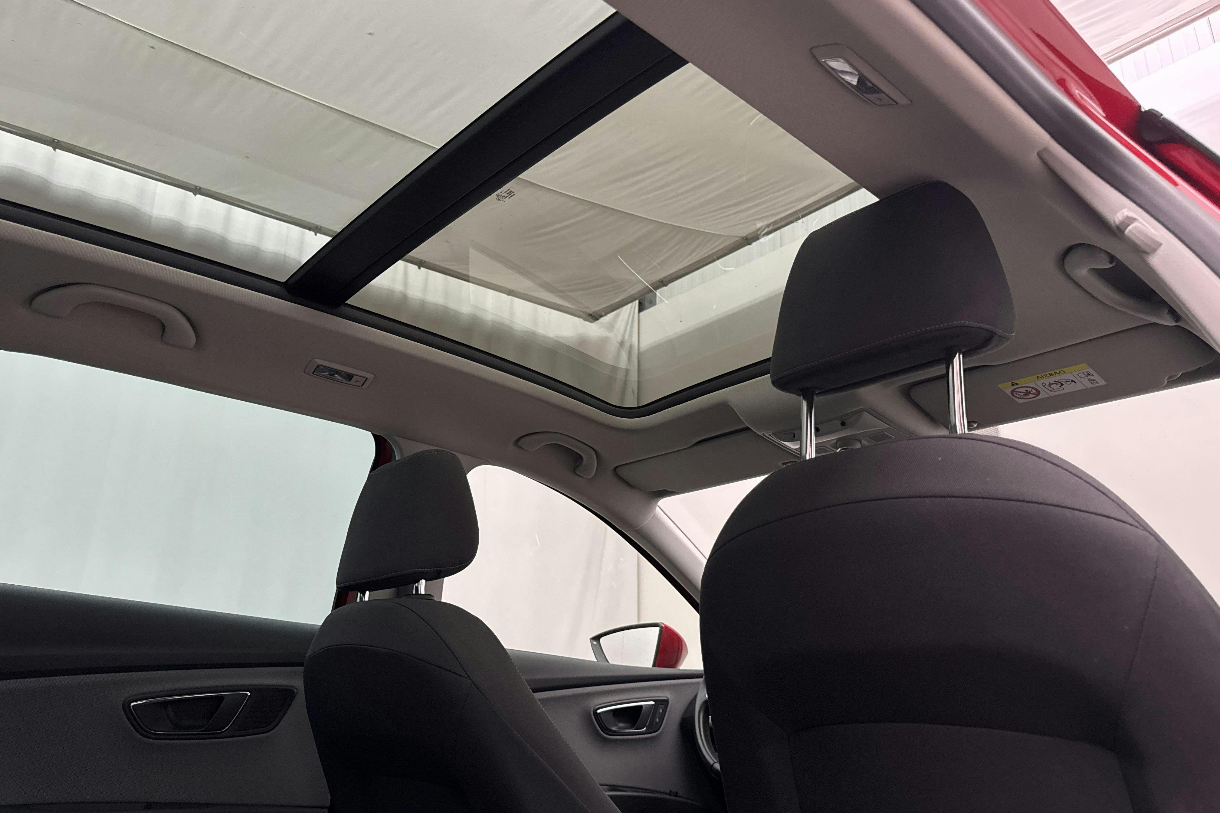 Vehicle Image 15