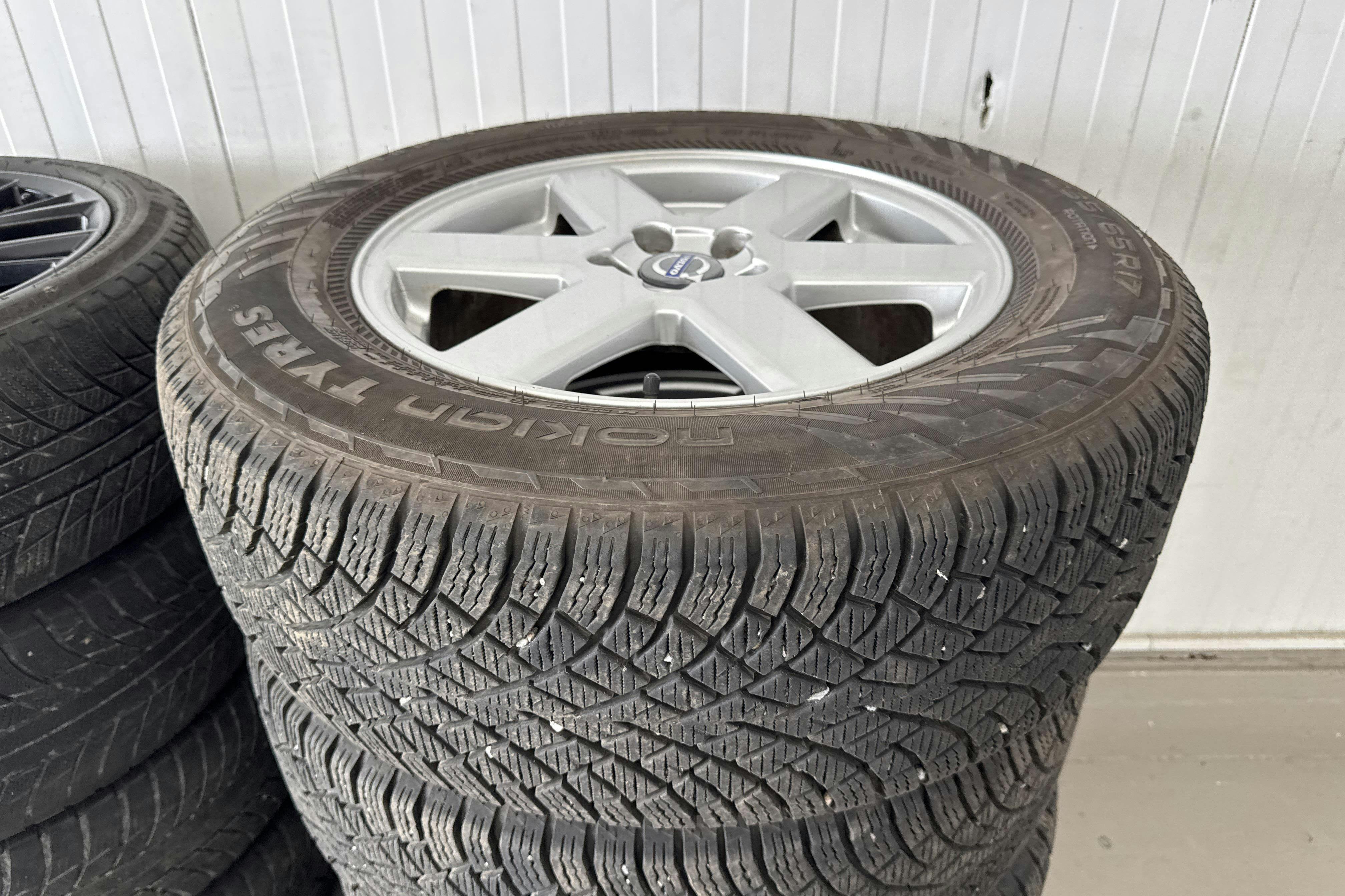 Vehicle Image 20