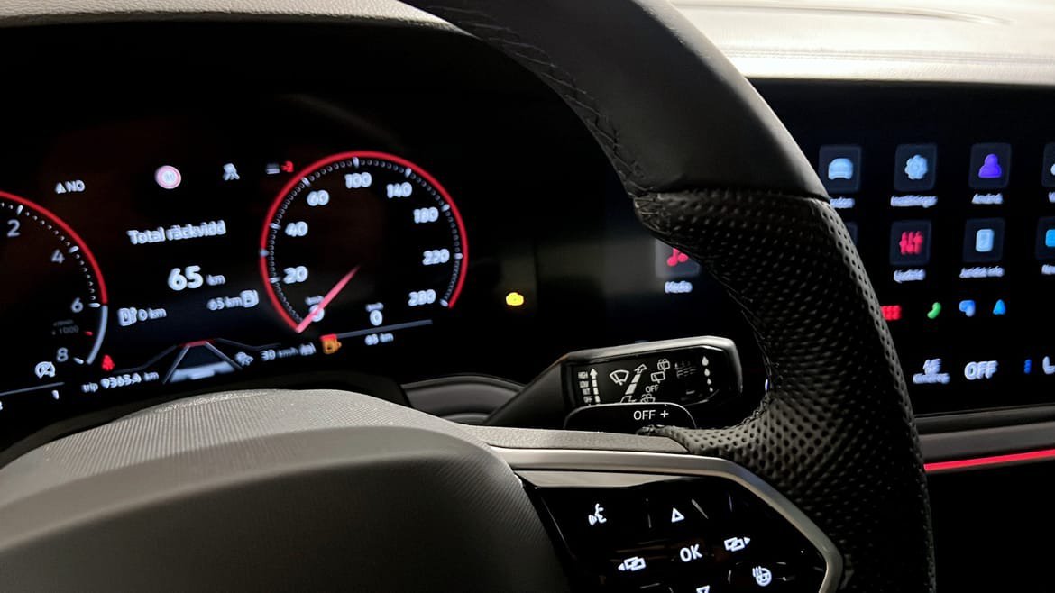 Vehicle Image 22