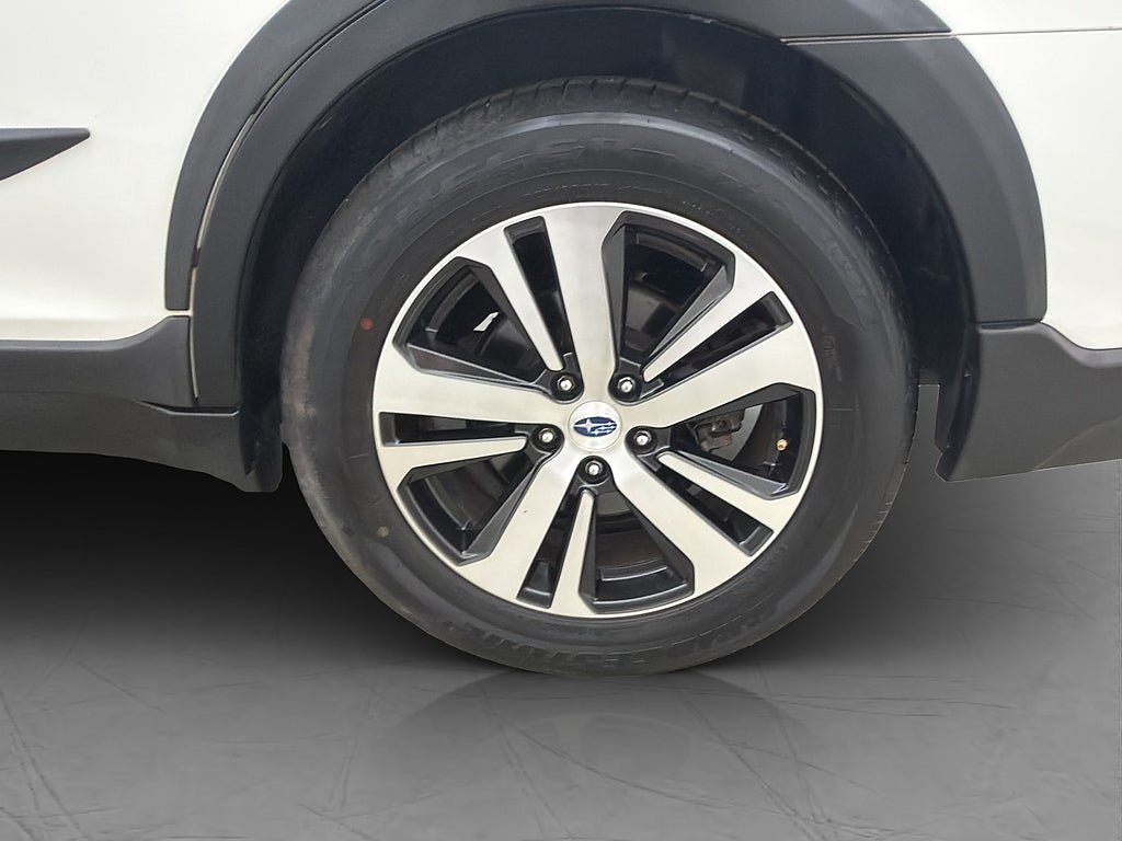 Vehicle Image 32