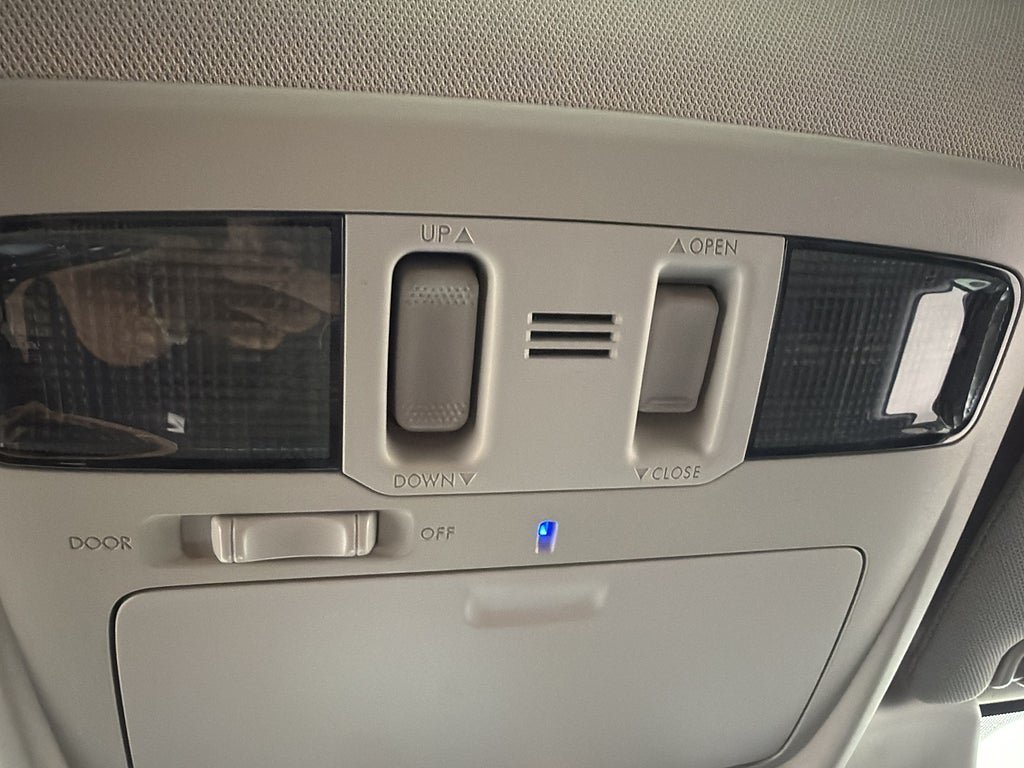 Vehicle Image 37