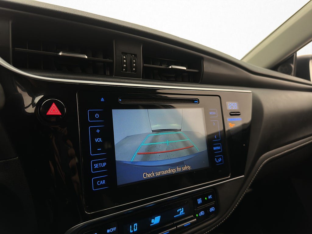 Vehicle Image 19
